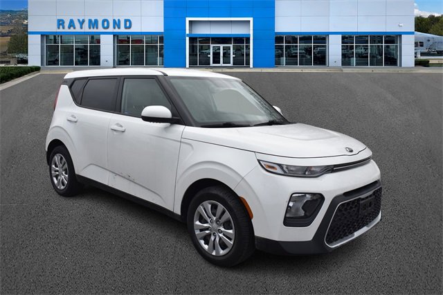 2021 Kia Soul LX's photo