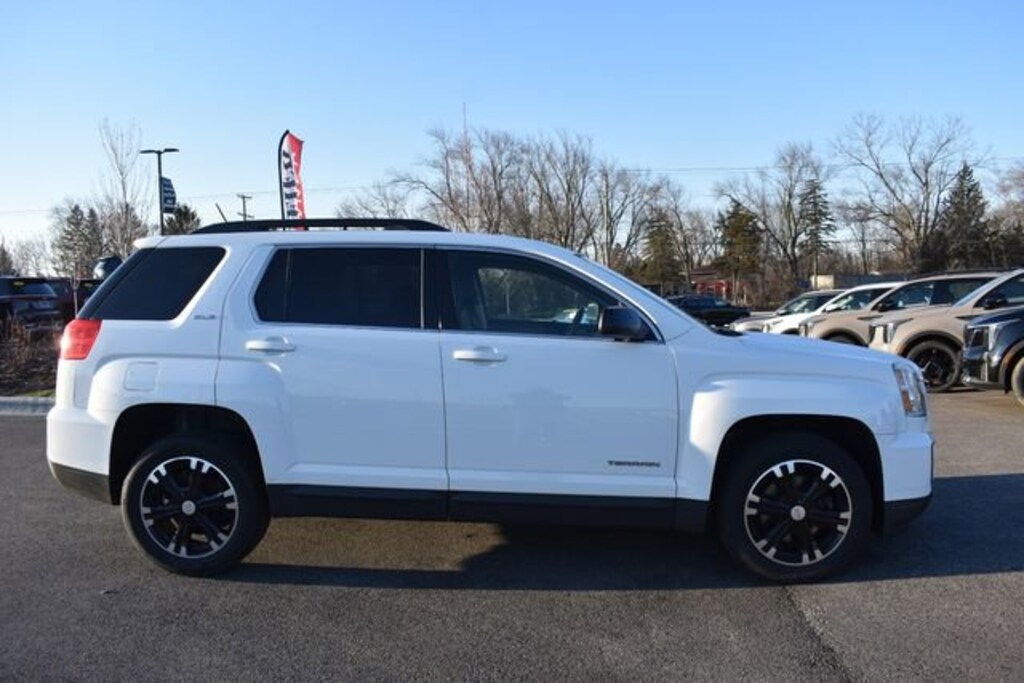 Used 2017 GMC Terrain SLE SUV