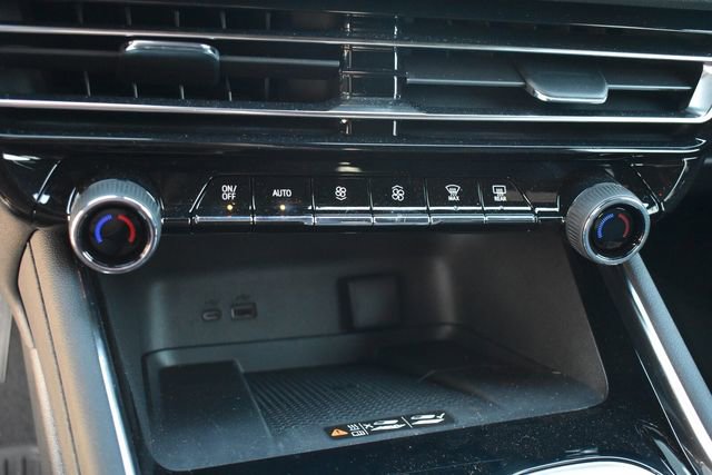 2026 Chevrolet Traverse LT - Photo 30