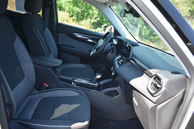 2025 Chevrolet Trailblazer LT - Photo 13