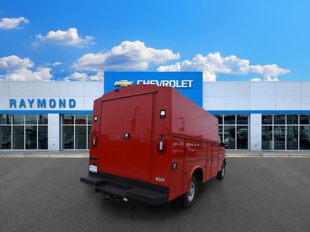 New 2026 Chevrolet Express Cutaway 3500 1WT Cutaway Van
