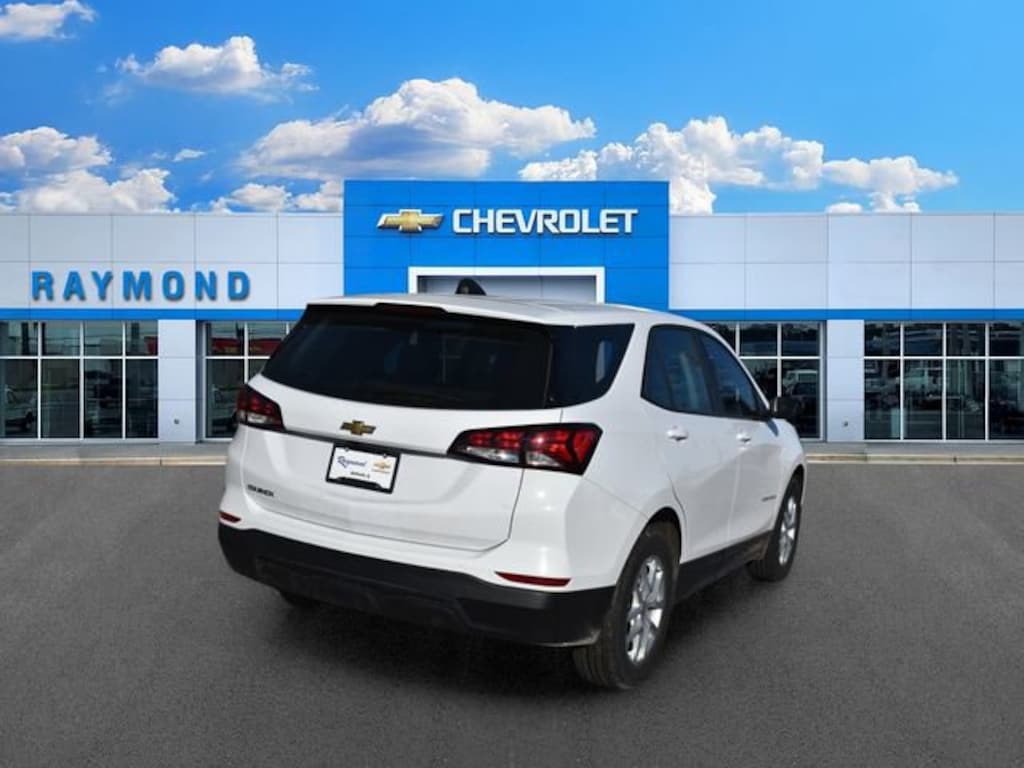 Used 2023 Chevrolet Equinox LS SUV