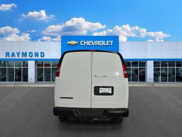 2025 Chevrolet Express Cargo Work Van - Photo 6