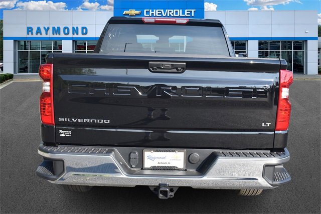 2026 Chevrolet Silverado 1500 LT photo 4