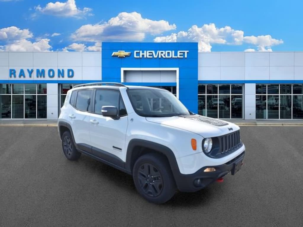 Used 2017 Jeep Renegade Deserthawk 4x4 SUV