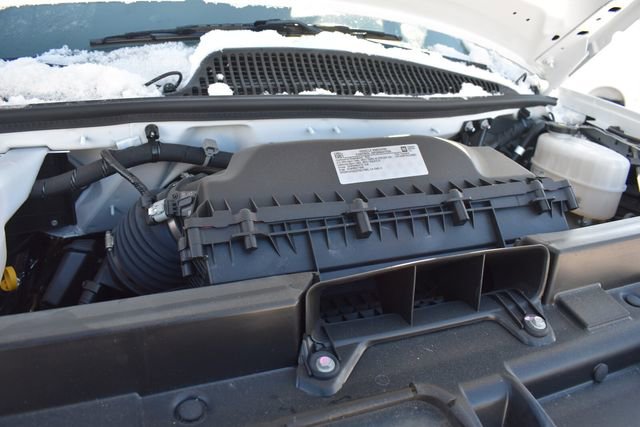 2025 Chevrolet Express Cargo Work Van - Photo 29