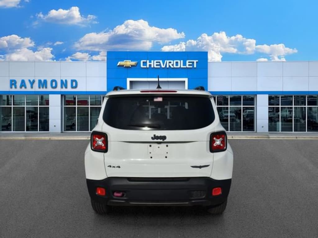 Used 2017 Jeep Renegade Deserthawk 4x4 SUV
