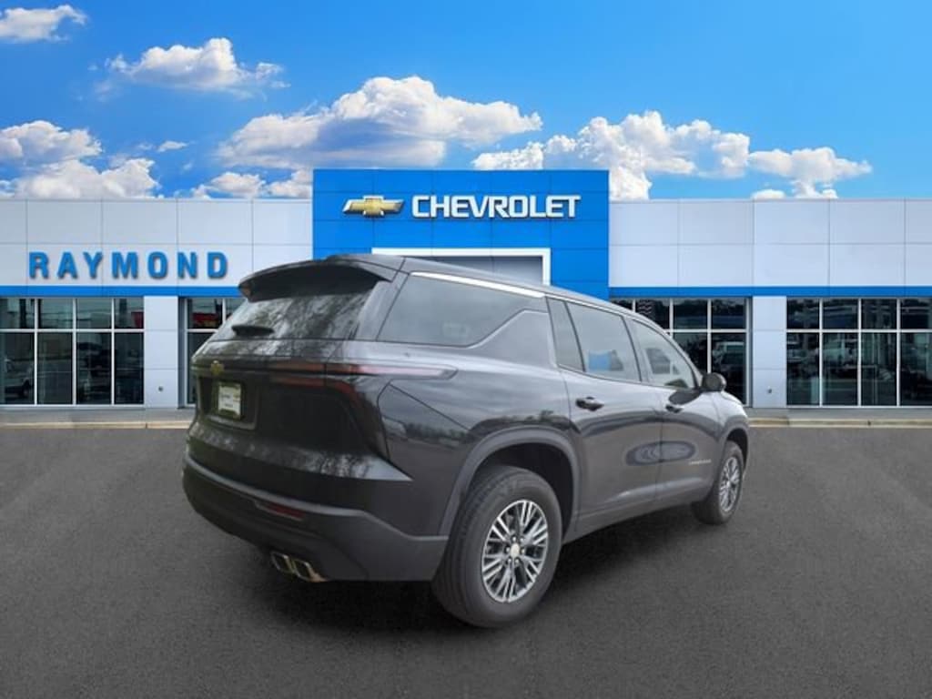 Used 2024 Chevrolet Traverse LS SUV