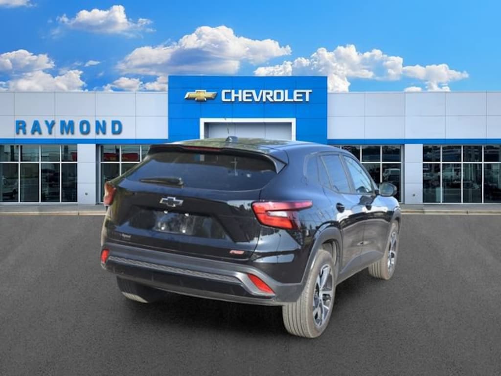 Used 2024 Chevrolet Trax 1RS SUV