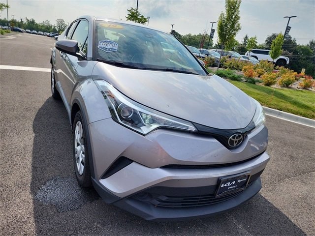 Used 2019 Toyota C-HR LE with VIN JTNKHMBX8K1032609 for sale in Antioch, IL