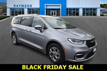 2021 Chrysler Pacifica Limited Van Passenger Van