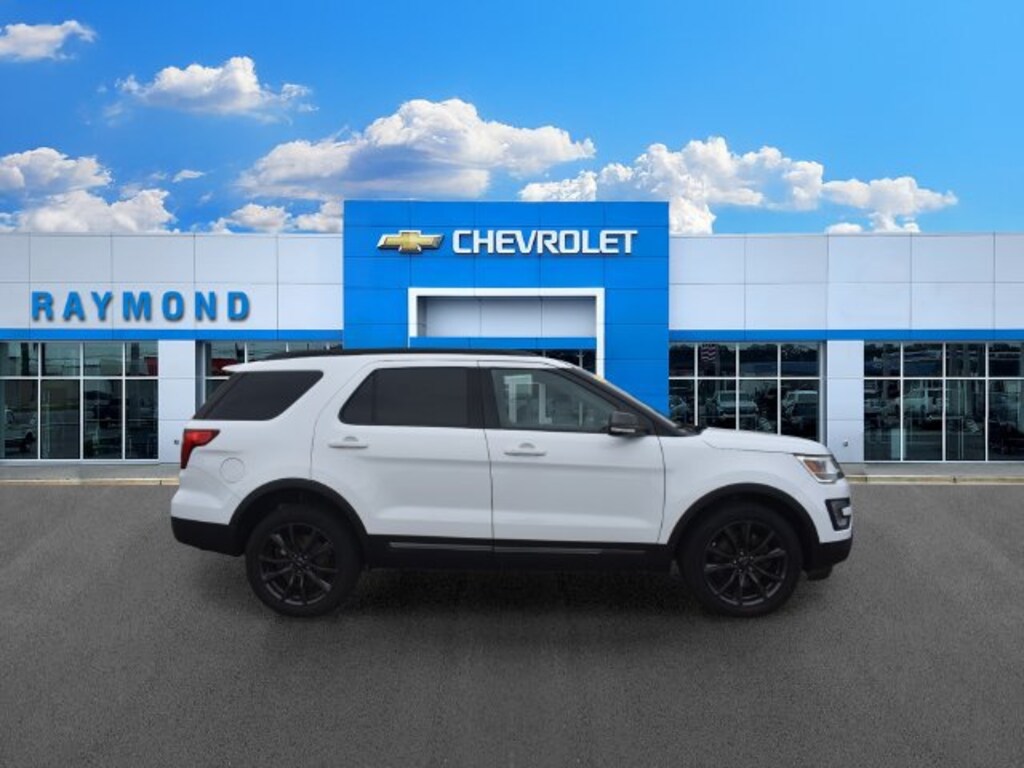 Used 2017 Ford Explorer XLT SUV