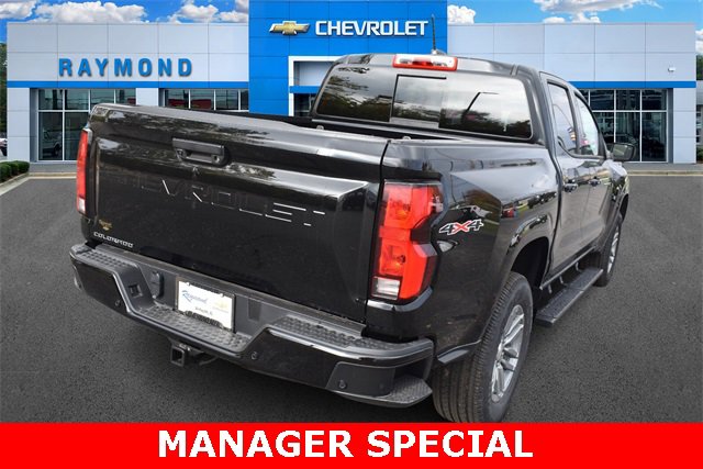 2026 Chevrolet Colorado LT photo 3