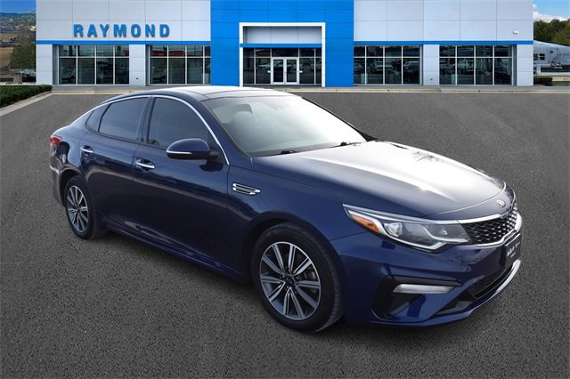 2019 Kia Optima LX's photo