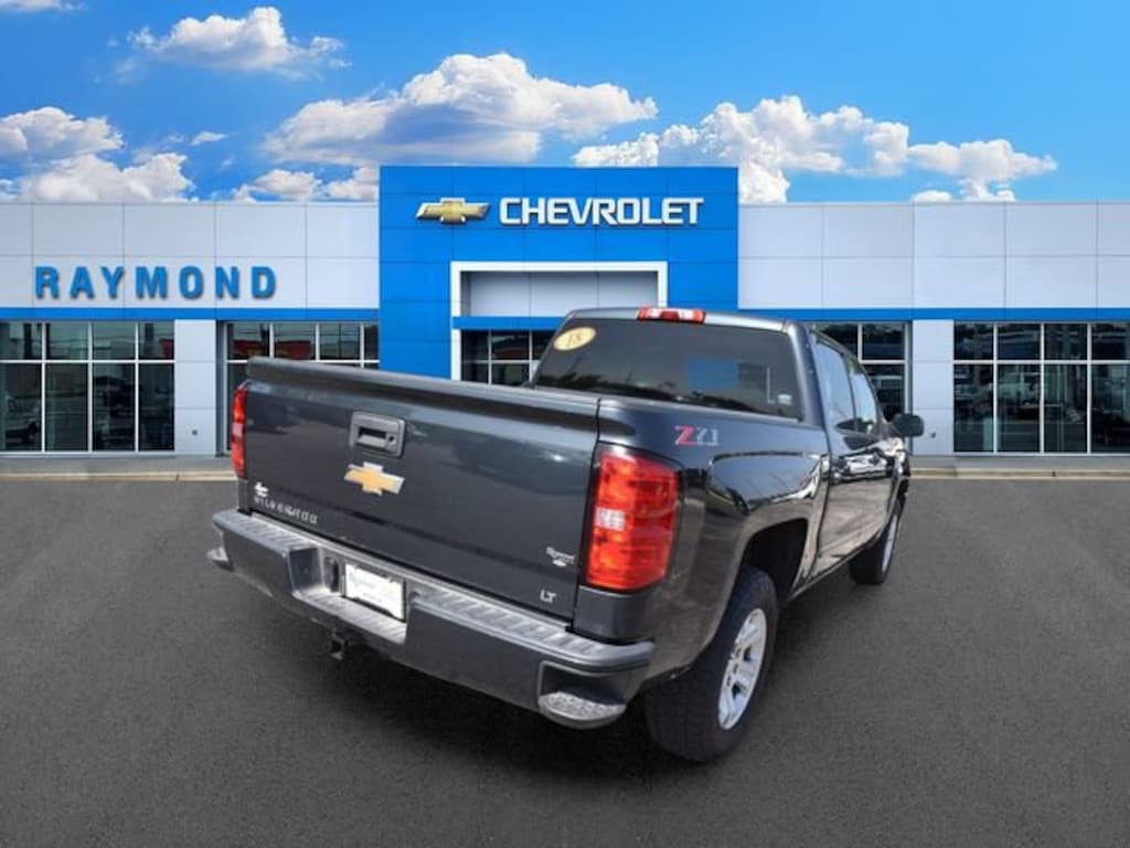 Used 2018 Chevrolet Silverado 1500 LT Truck Crew Cab