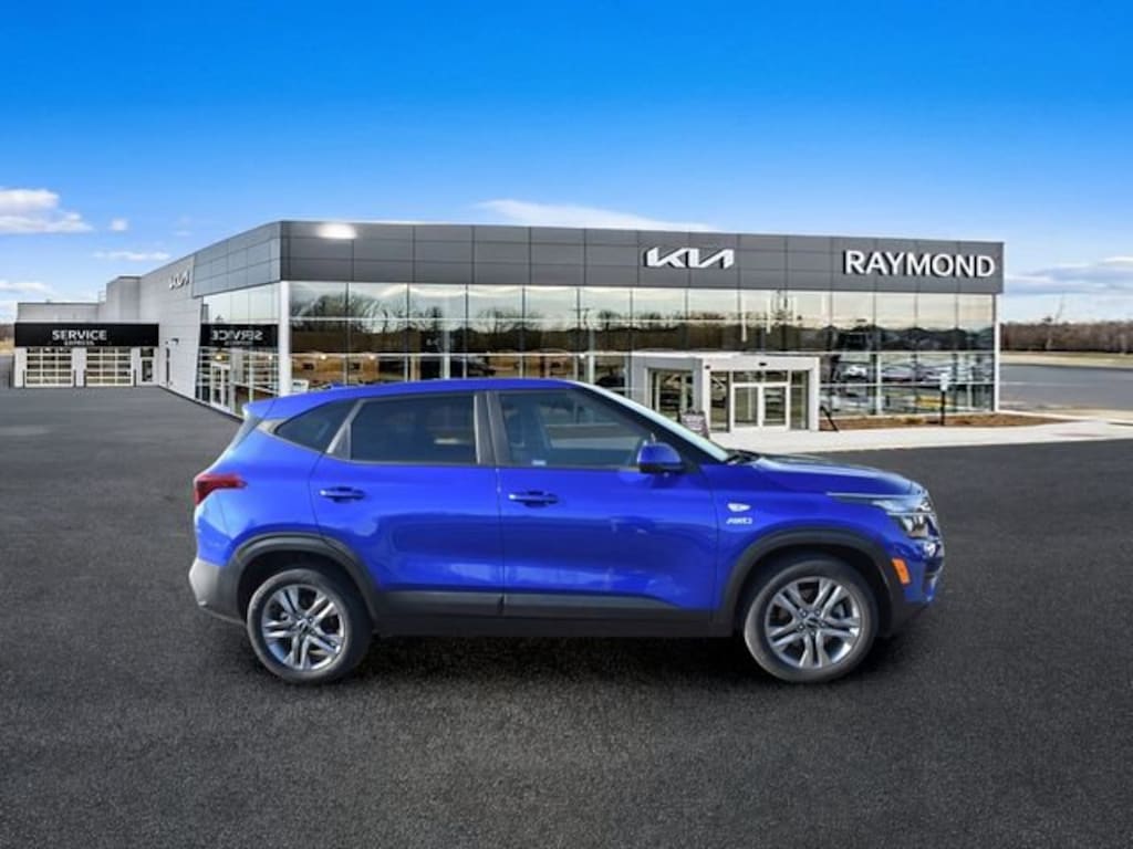Used 2023 Kia Seltos LX SUV