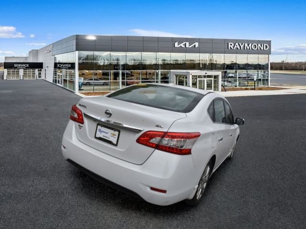 Used 2015 Nissan Sentra SL Sedan
