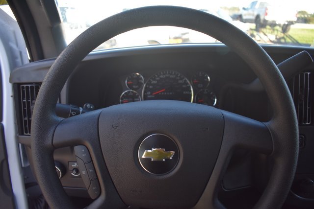 2025 Chevrolet Express Cargo Work Van - Photo 25