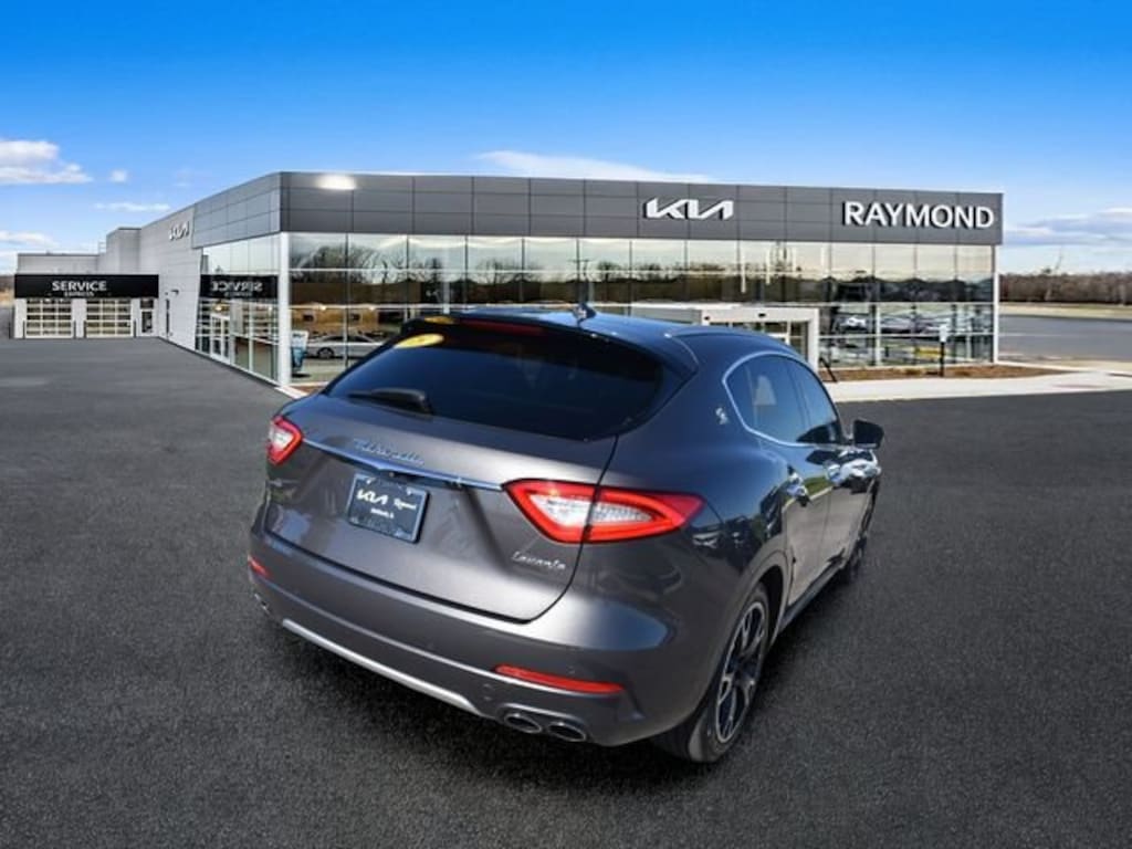 Used 2018 Maserati Levante Granlusso SUV