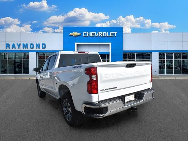 2026 Chevrolet Silverado 1500 LT - Photo 6