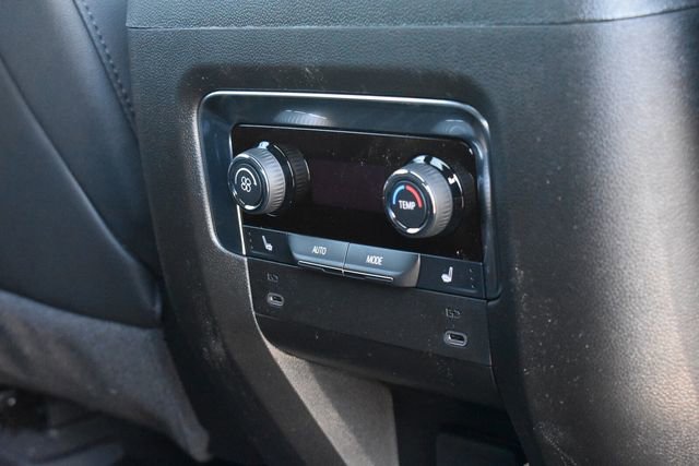 2026 Chevrolet Suburban High Country - Photo 22