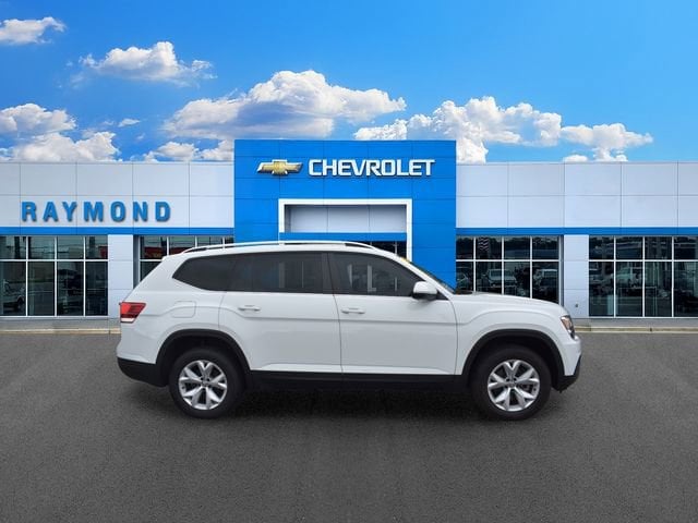 Used 2018 Volkswagen Atlas SE with VIN 1V2CP2CA8JC594084 for sale in Antioch, IL
