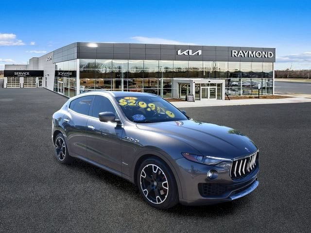 2018 Maserati Levante GranLusso's photo
