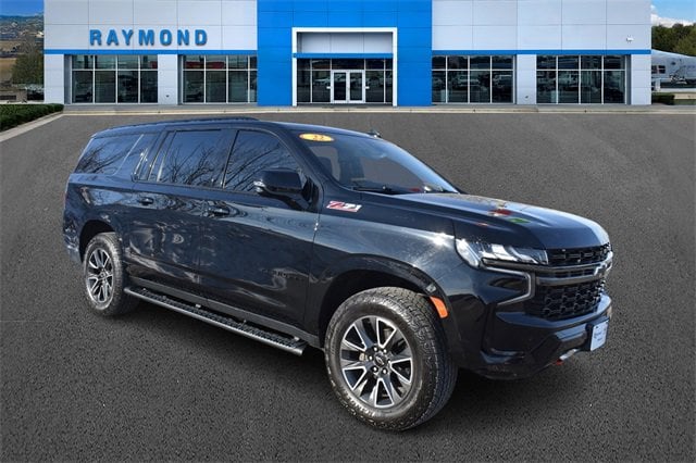 2022 Chevrolet Suburban Z71's photo