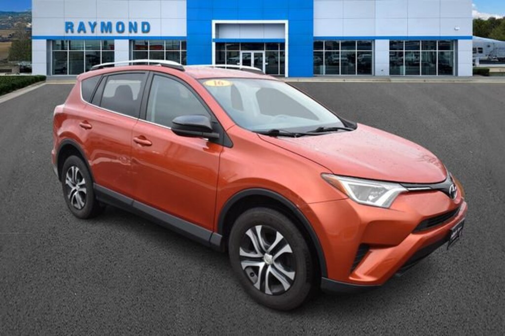 Used 2016 Toyota RAV4 LE SUV