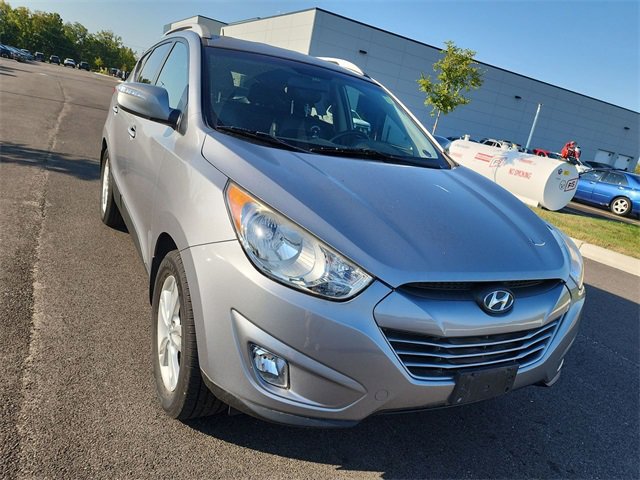 2013 Hyundai Tucson GLS photo 2