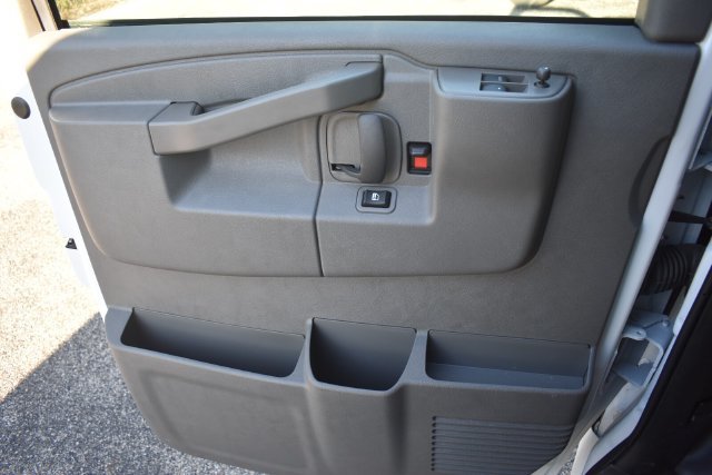 2025 Chevrolet Express Cargo Work Van - Photo 28