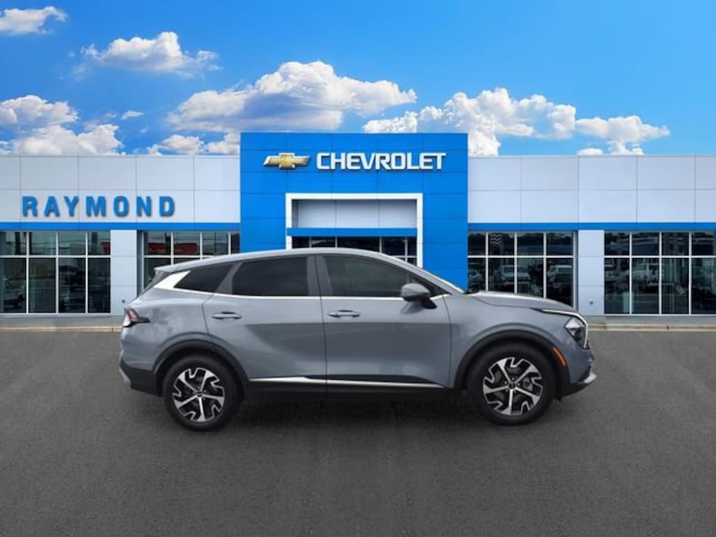 Used 2023 Kia Sportage EX SUV
