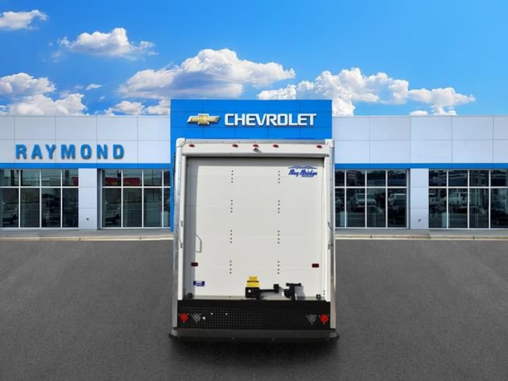 New 2026 Chevrolet Express Cutaway 3500 1WT Cutaway Van
