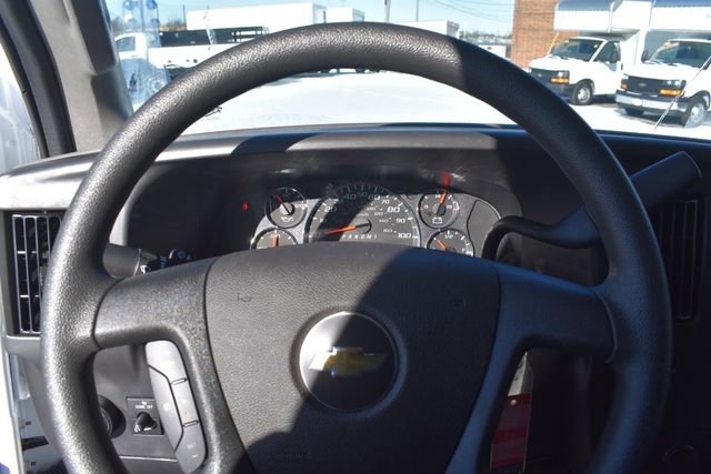 2025 Chevrolet Express Cargo Work Van - Photo 24