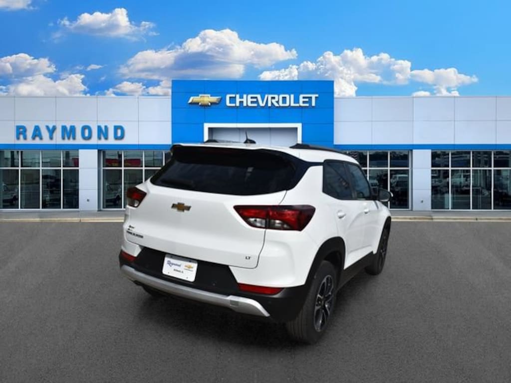 Used 2025 Chevrolet Trailblazer LT SUV