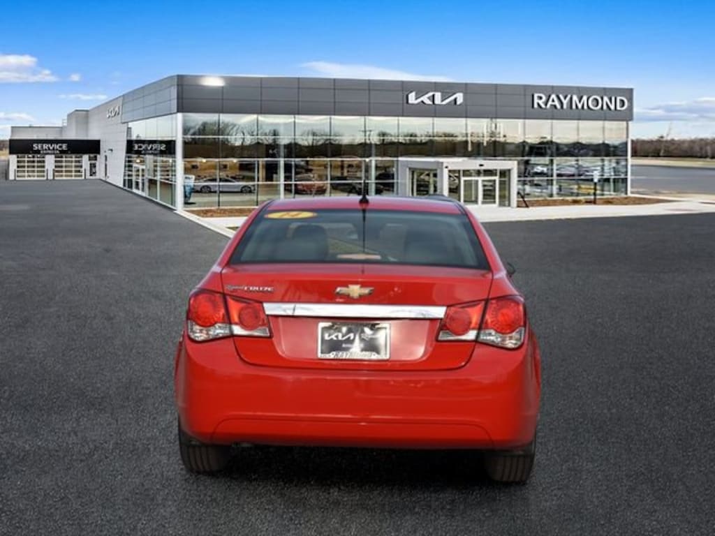 Used 2014 Chevrolet Cruze LS Sedan