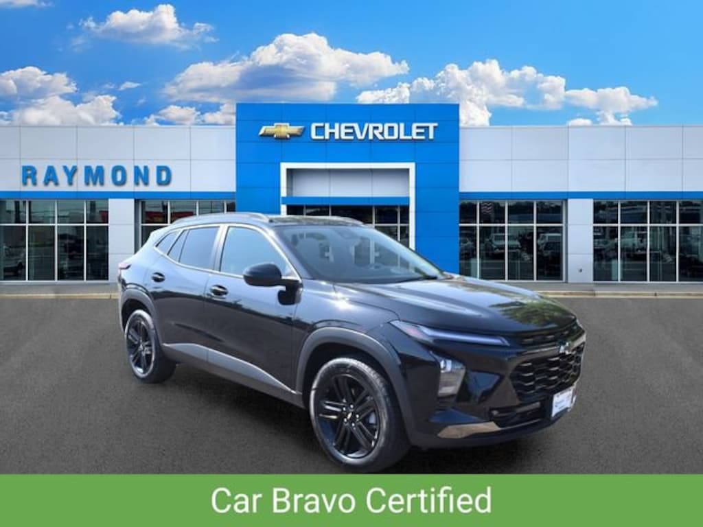 Used 2025 Chevrolet Trax Activ SUV