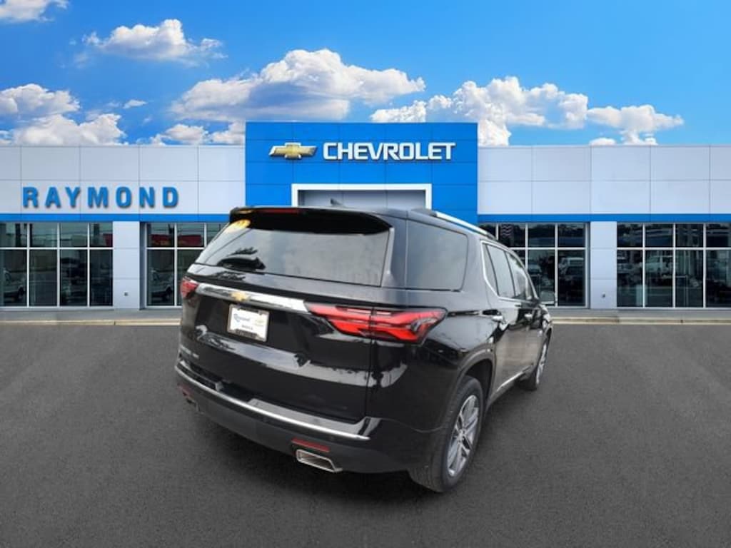 Used 2022 Chevrolet Traverse High Country SUV