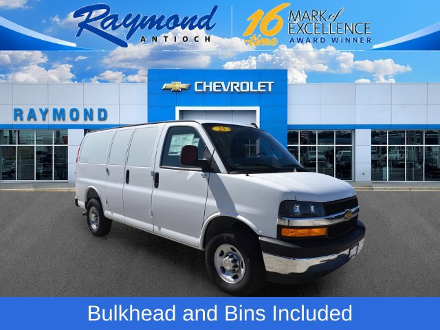 2025 Chevrolet Express Cargo