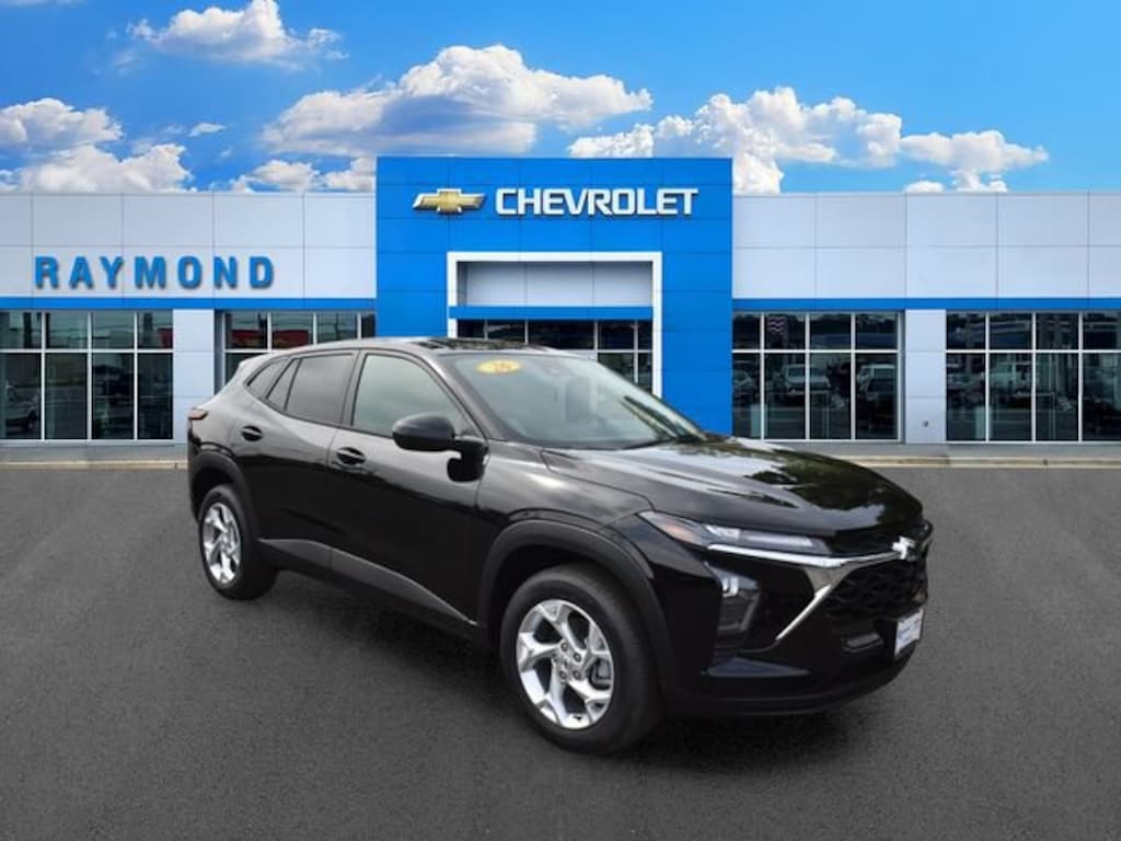 New 2026 Chevrolet Trax LS SUV