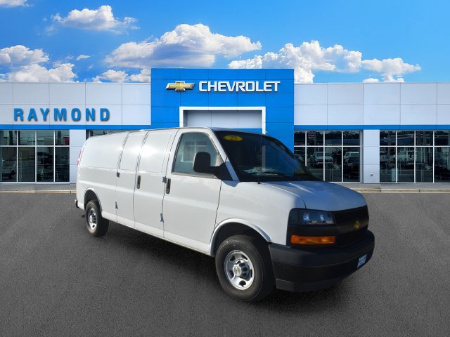 2025 Chevrolet Express Cargo
