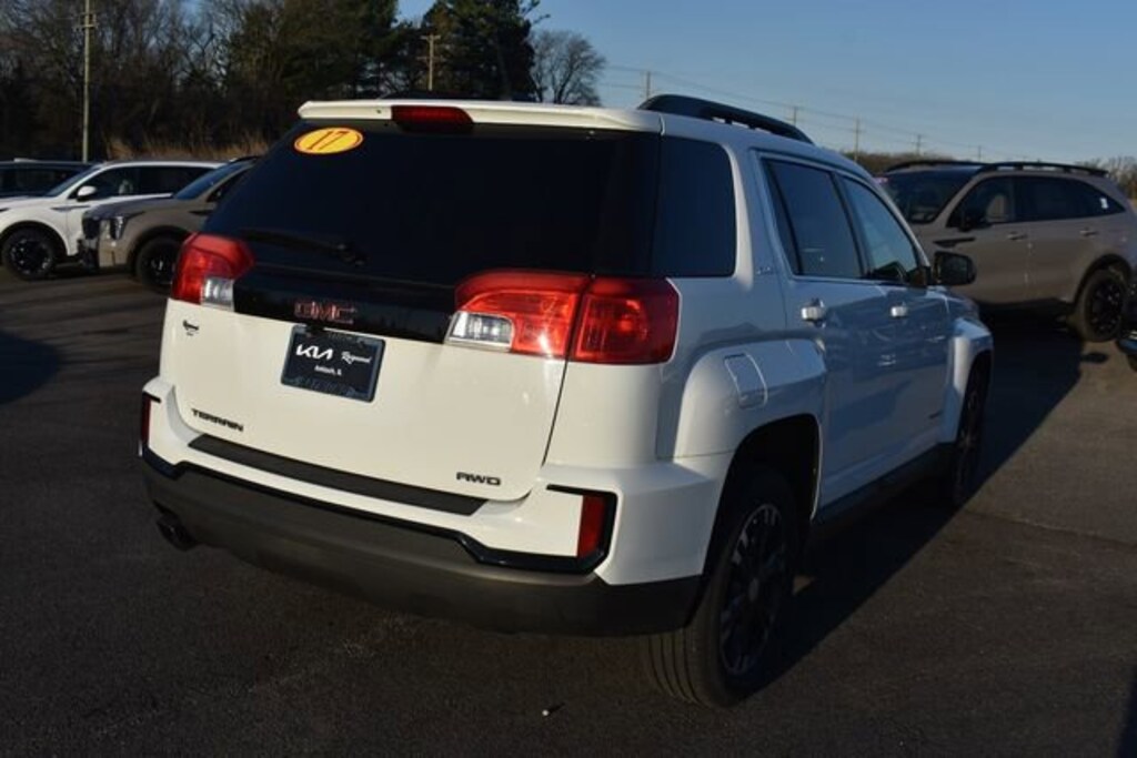 Used 2017 GMC Terrain SLE SUV