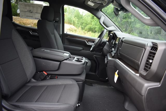 2026 Chevrolet Silverado 1500 LT - Photo 15