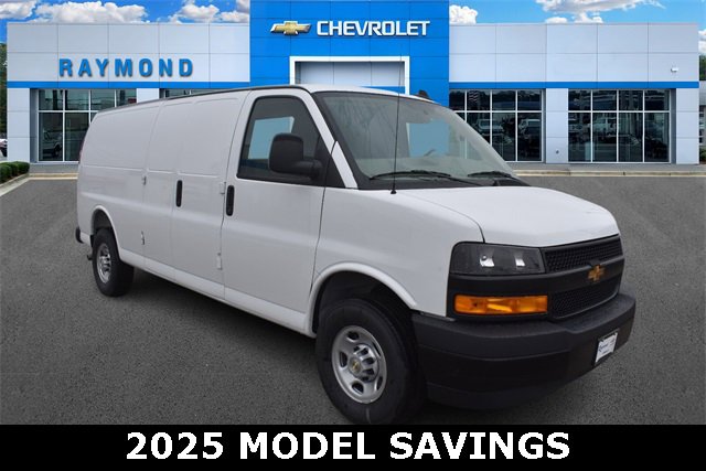 2025 Chevrolet Express Cargo Work Van's photo