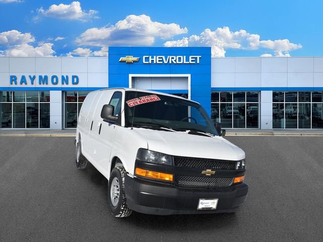2025 Chevrolet Express Cargo Work Van - Photo 10