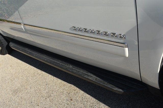 2014 Chevrolet Suburban LTZ - Photo 12