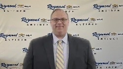 Staff member Van Neff from ID_d6905d51e122