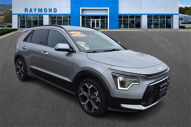 2023 Kia Niro EX Touring's photo