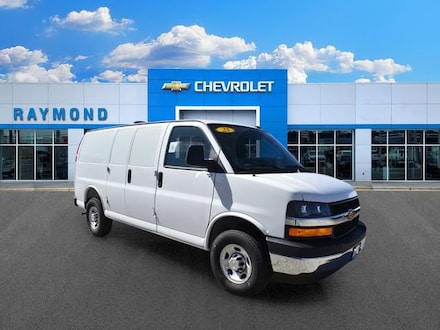 2025 Chevrolet Express Cargo WT Van