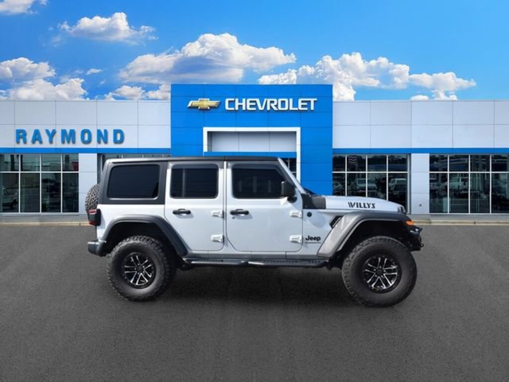 Used 2024 Jeep Wrangler 4-Door Willys 4x4 SUV